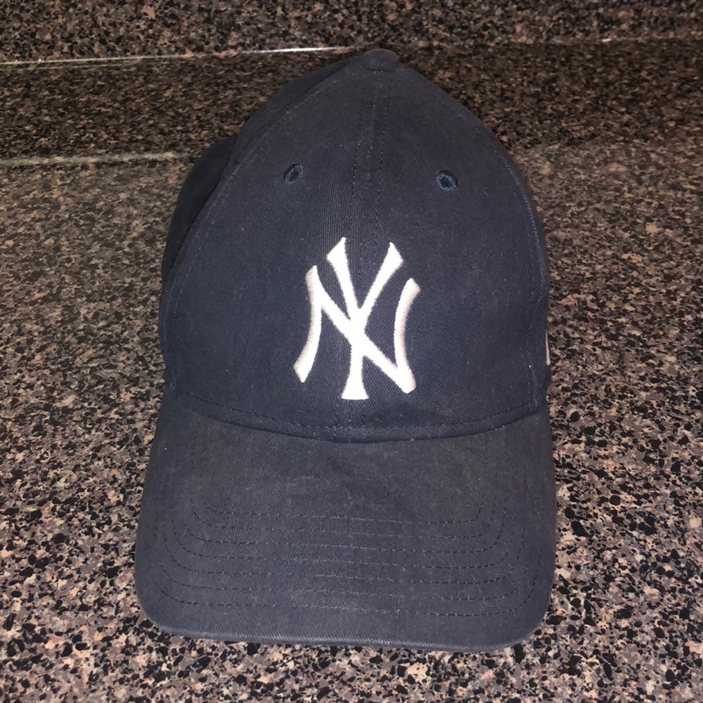 Yankees hat